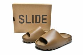Picture of Yeezy Slides _SKUfc4209354fc